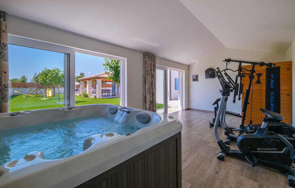 Semesterhus - Pula-Radeki Polje , Kroatien - CIR247 5