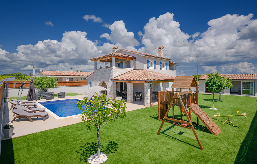 Semesterhus - Pula-Radeki Polje , Kroatien - CIR247 8