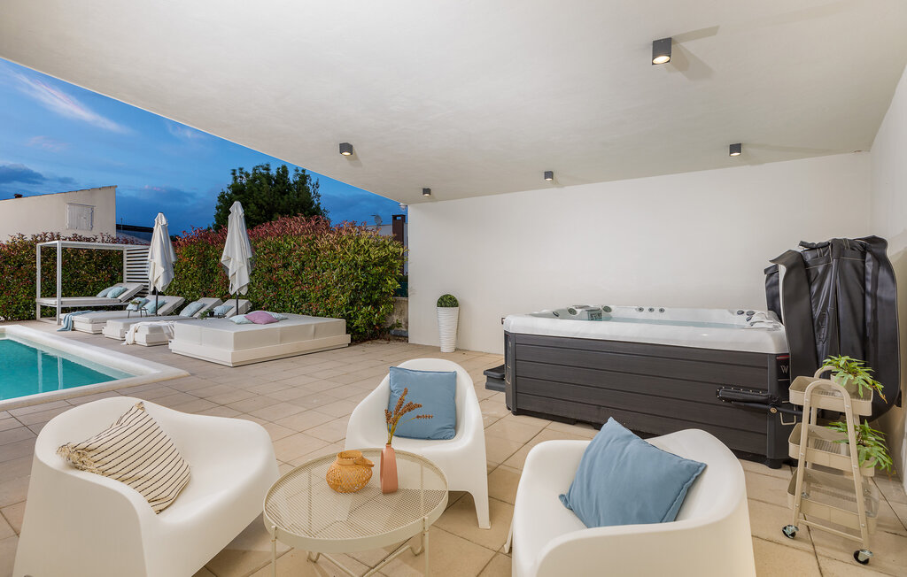 Feriehuse - Pula , Kroatien - CIR498 17