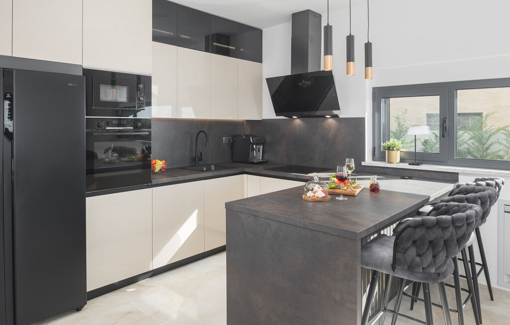 Domy wakacyjne - Pula , Chorwacja - CIR736 4