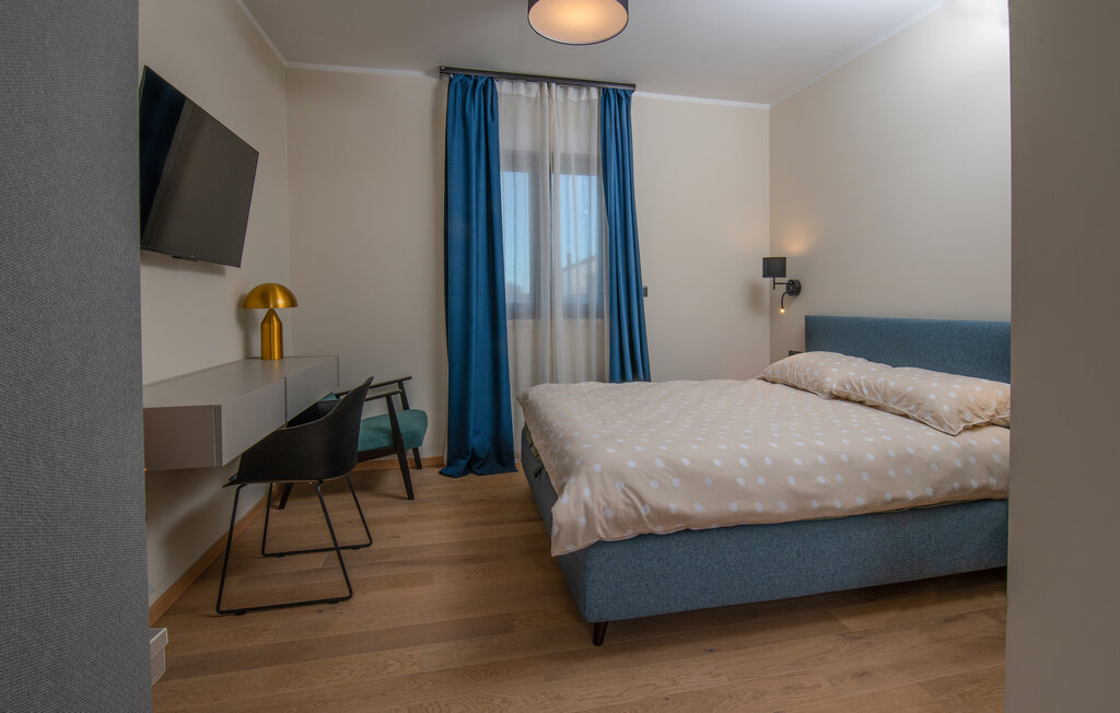 Feriehuse - Pula , Kroatien - CIR687 21