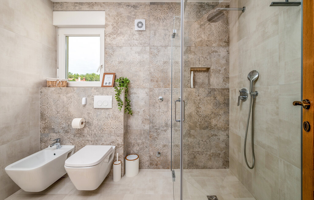 Semesterhus - Pula , Kroatien - CIR713 701