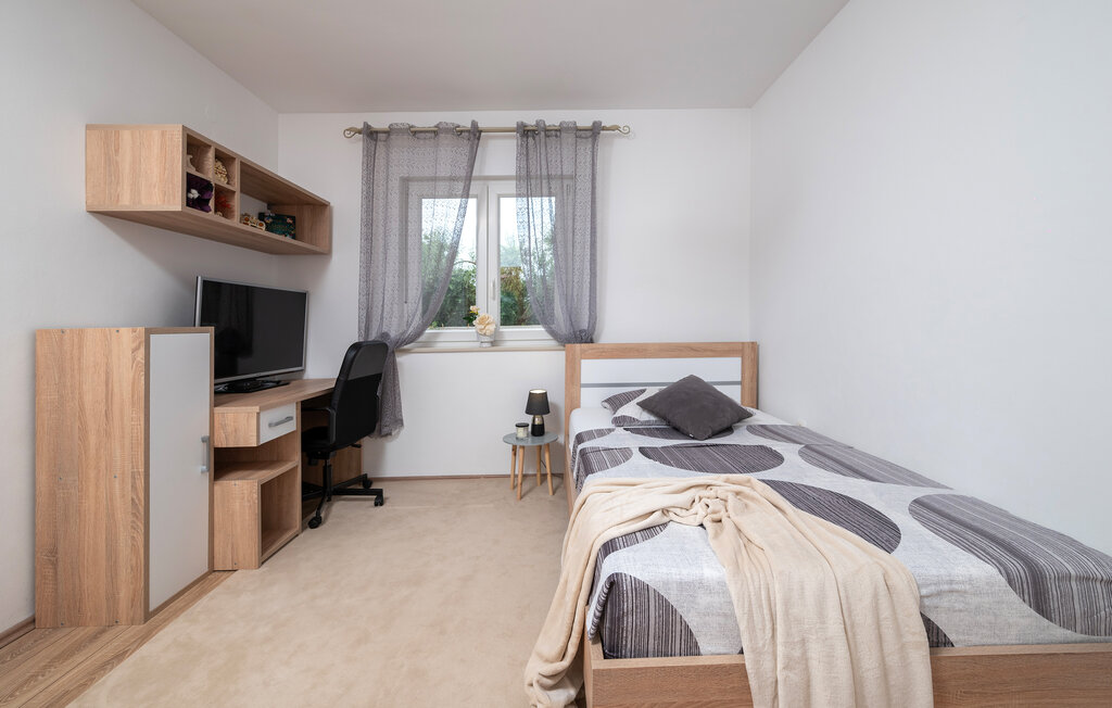 Semesterhus - Pula , Kroatien - CIR713 606