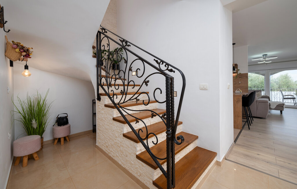 Semesterhus - Pula , Kroatien - CIR713 503