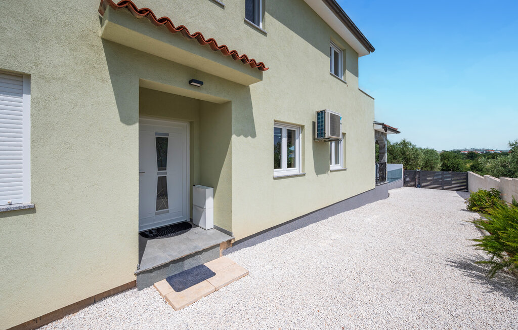 Semesterhus - Pula , Kroatien - CIR713 106