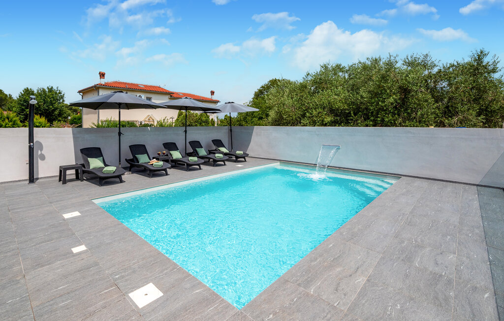 Semesterhus - Pula , Kroatien - CIR713 12