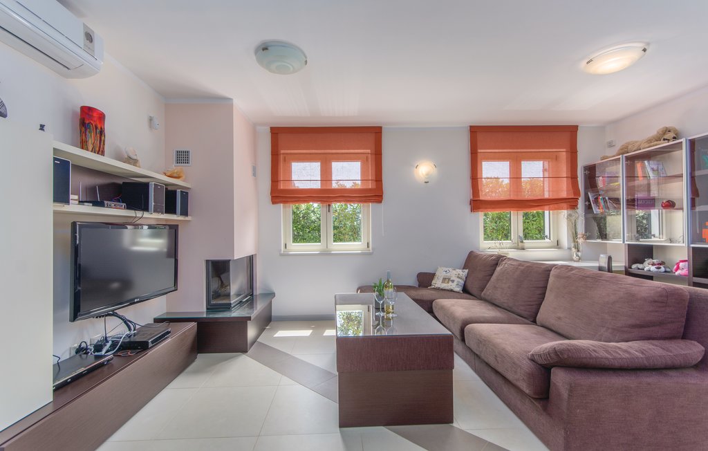 Semesterhus - Novigrad-Strada Contesa , Kroatien - CIU525 3