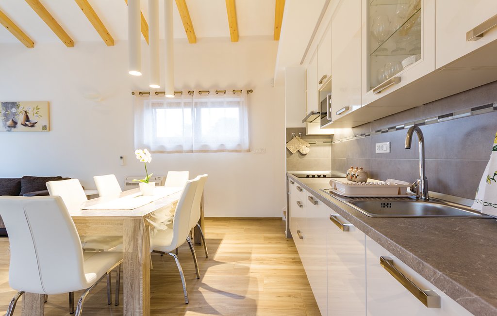 Ferienhaus - Pula-Sisan , Kroatien - CIZ330 20