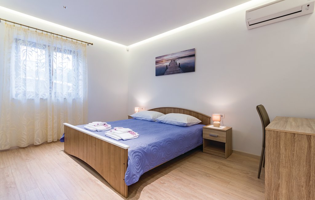 Ferienhaus - Pula-Sisan , Kroatien - CIZ330 25