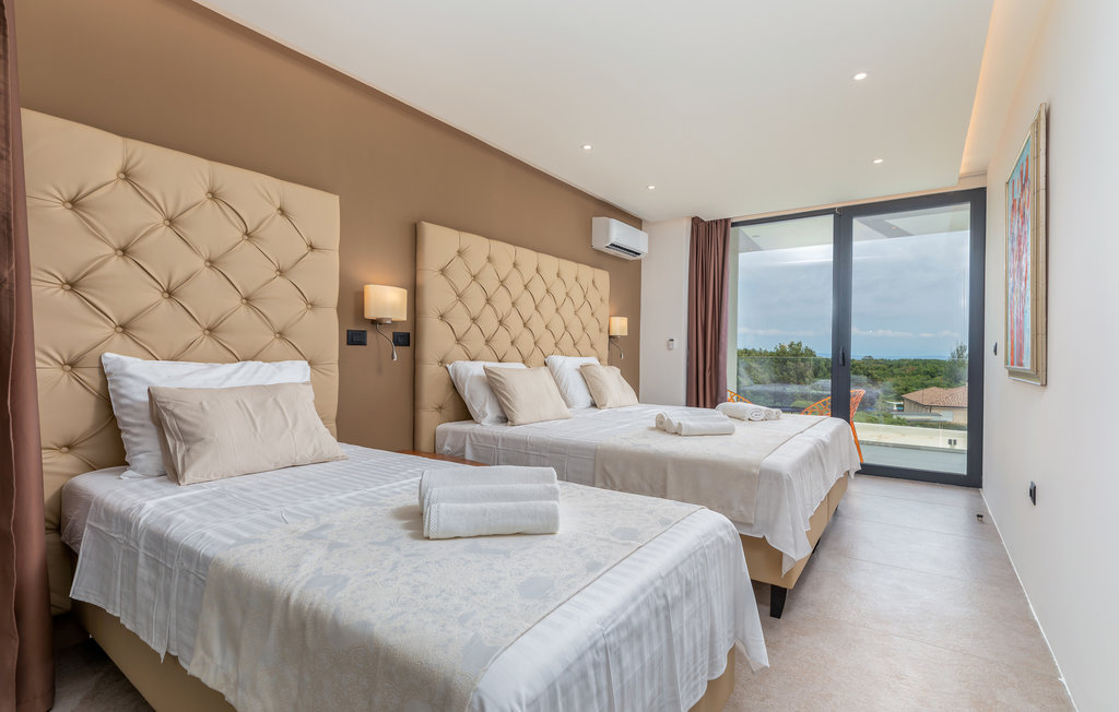 Ferienhaus - Liznjan , Kroatien - CIZ444 44