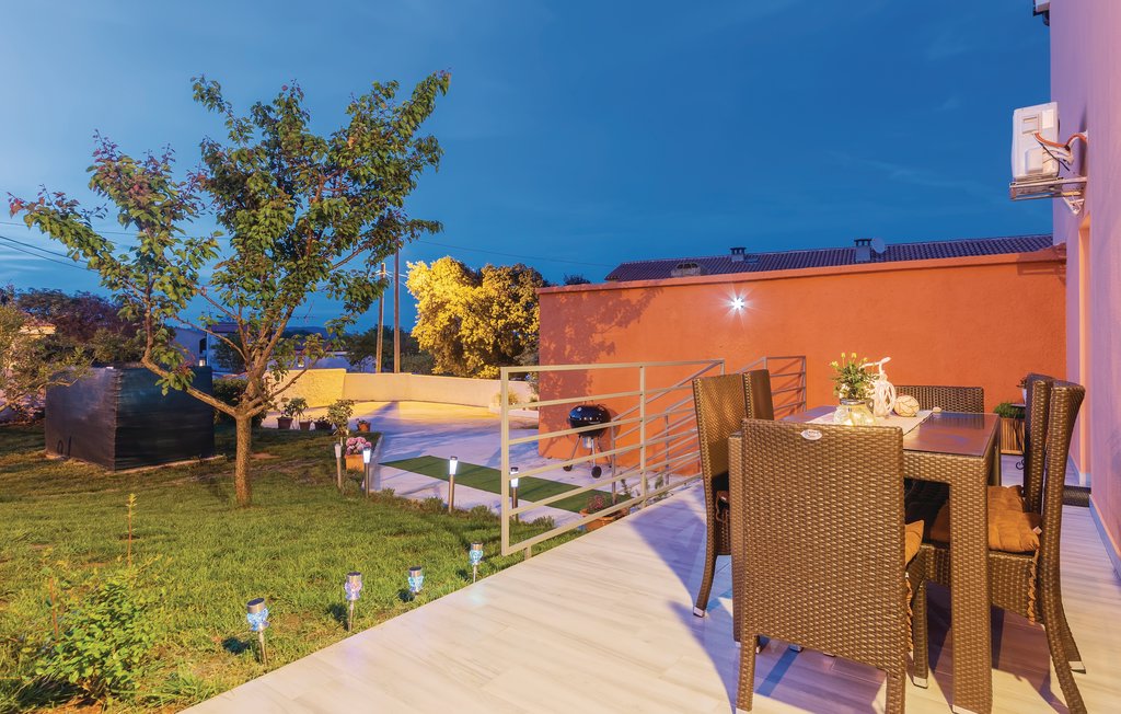 Semesterlägenhet - Liznjan , Kroatien - CIZ389 18