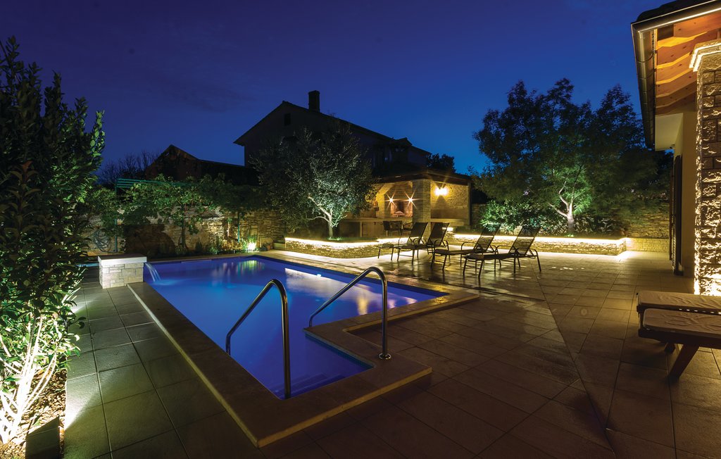 Ferienhaus - Pula-Sisan , Kroatien - CIZ330 8