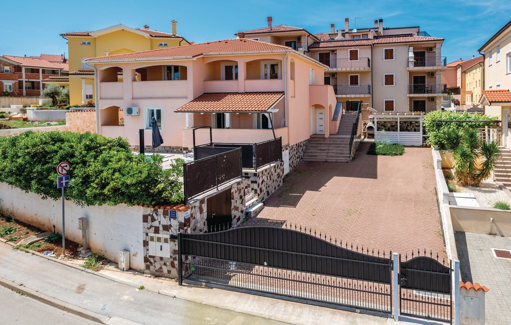 Semesterhus - Liznjan , Kroatien - CIZ342 12