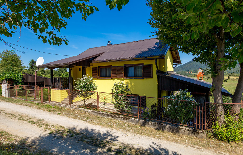 Semesterhus - Plitvicka jezera-Plaski , Kroatien - CKB275 17