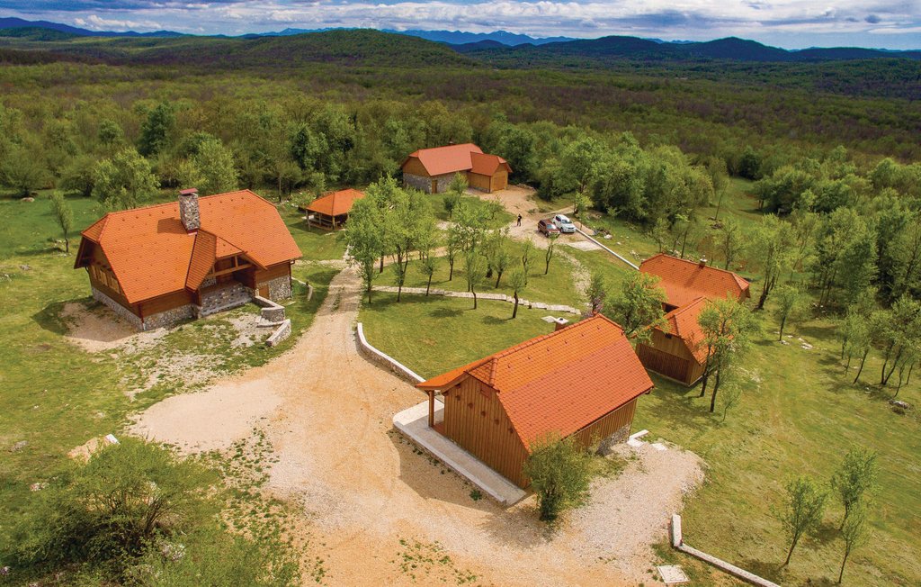 Feriehuse - Lika-Perusic , Kroatien - CKB295 15