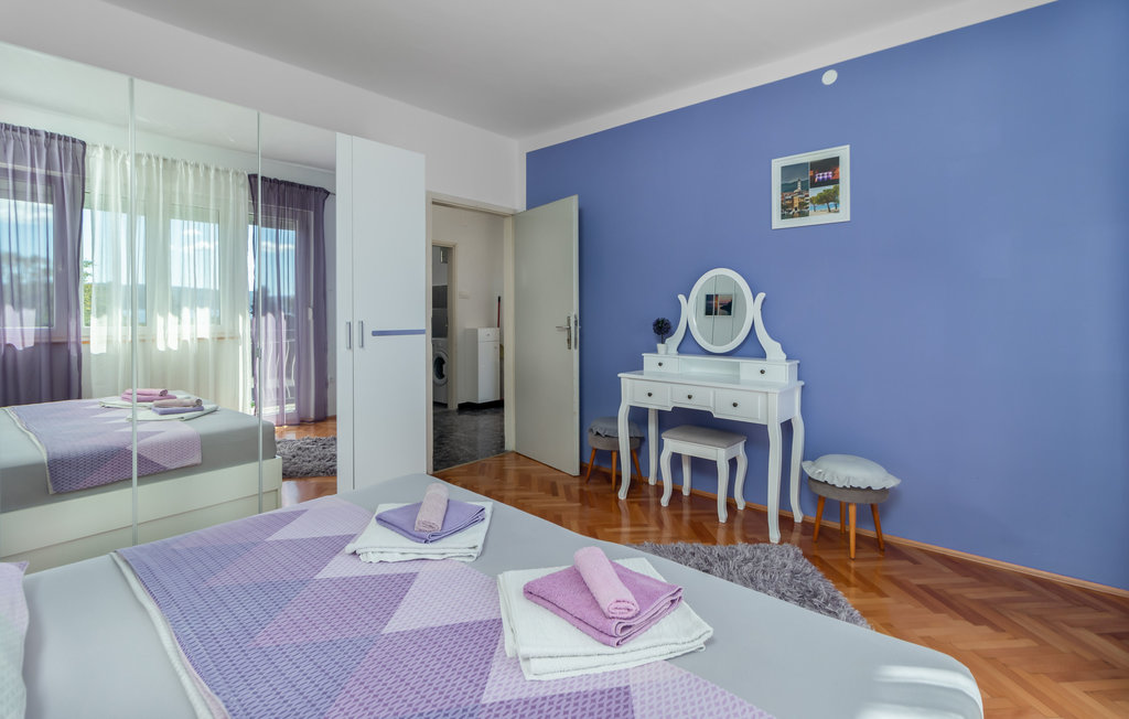 Apartment Crikvenica (CKC862)