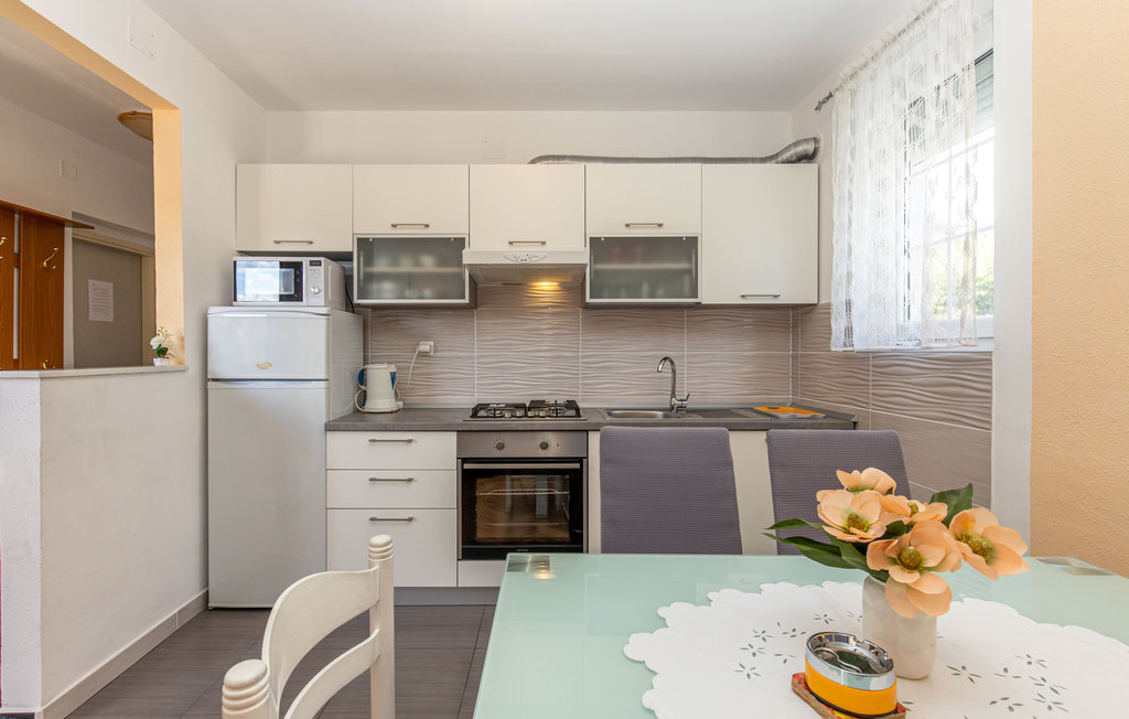 Apartment Crikvenica (CKC862)