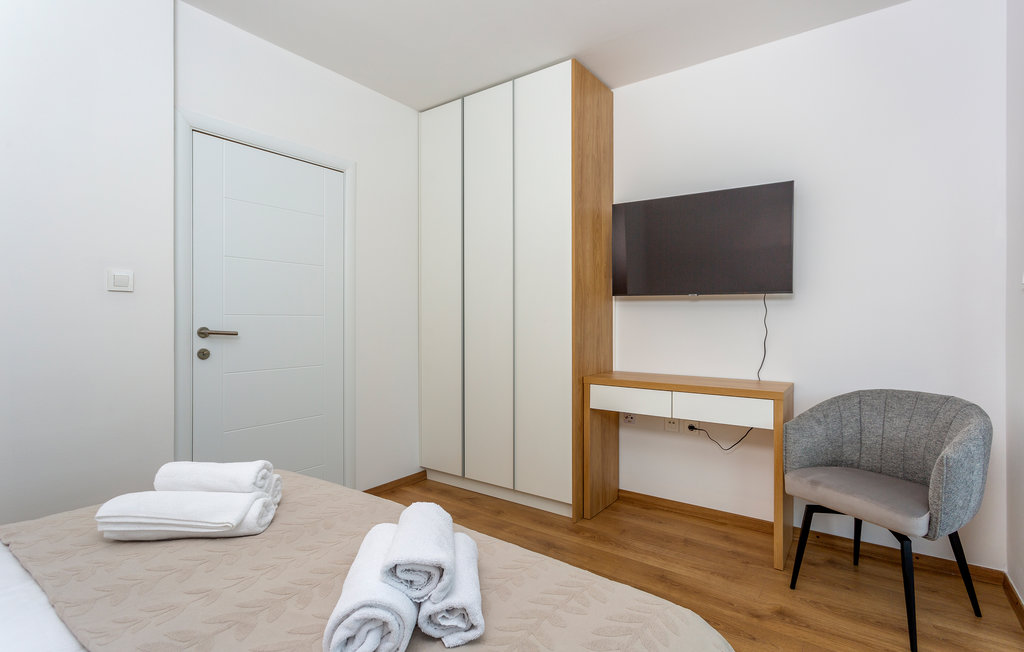 Domy wakacyjne - Krk - Malinska , Chorwacja - CKI314 24