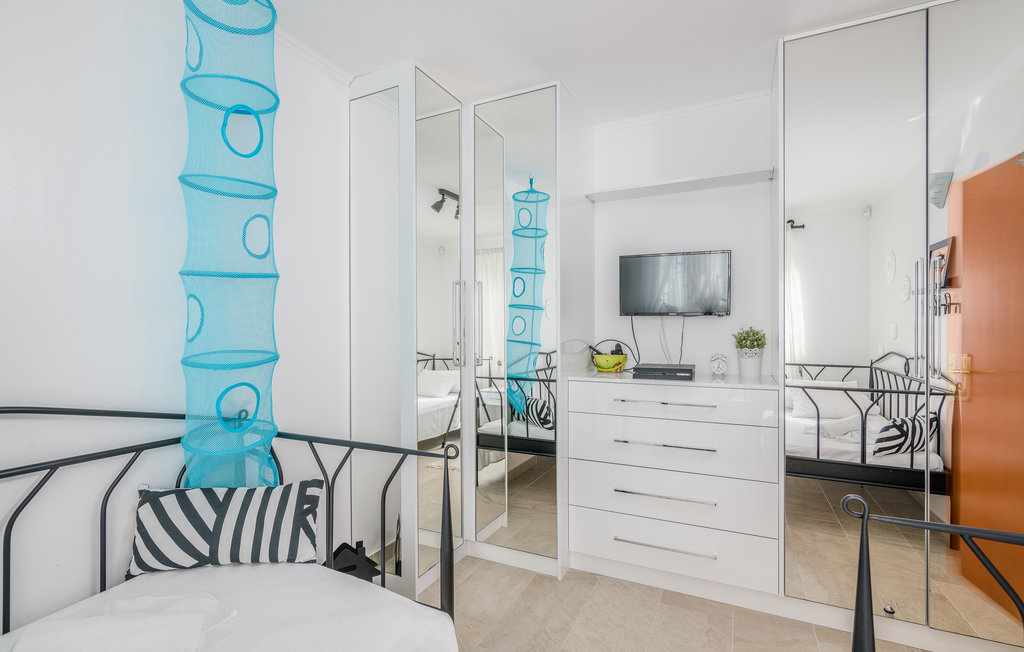 Ferienhaus - Krk-Njivice , Kroatien - CKK755 42