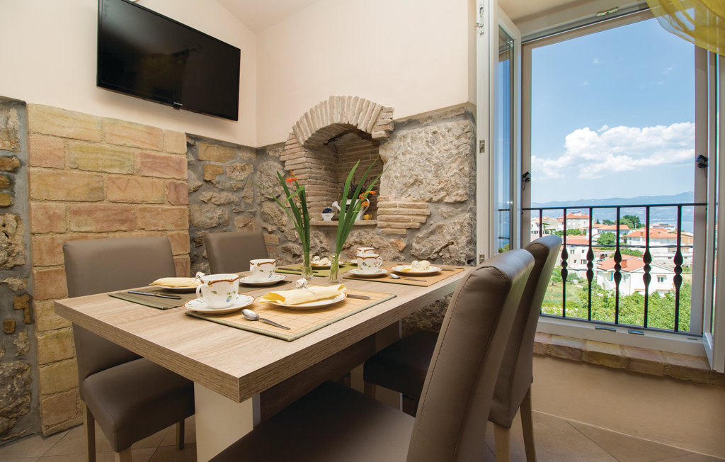 Apartment Vrbnik (CKK858)