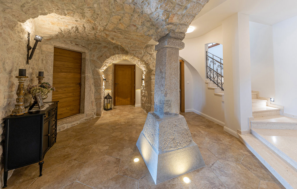 Ferienhaus - Novi Vinodolski - Bribir , Kroatien - CKN685 32