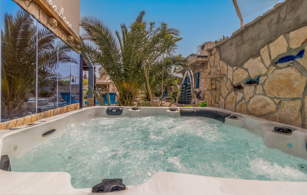 Feriehuse - Novi Vinodolski , Kroatien - CKN640 9