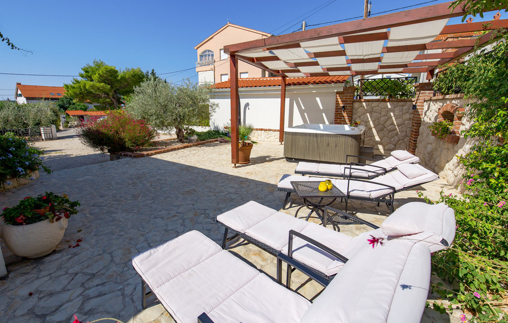 Ferienhaus - Rab-Barbat , Kroatien - CKR666 8