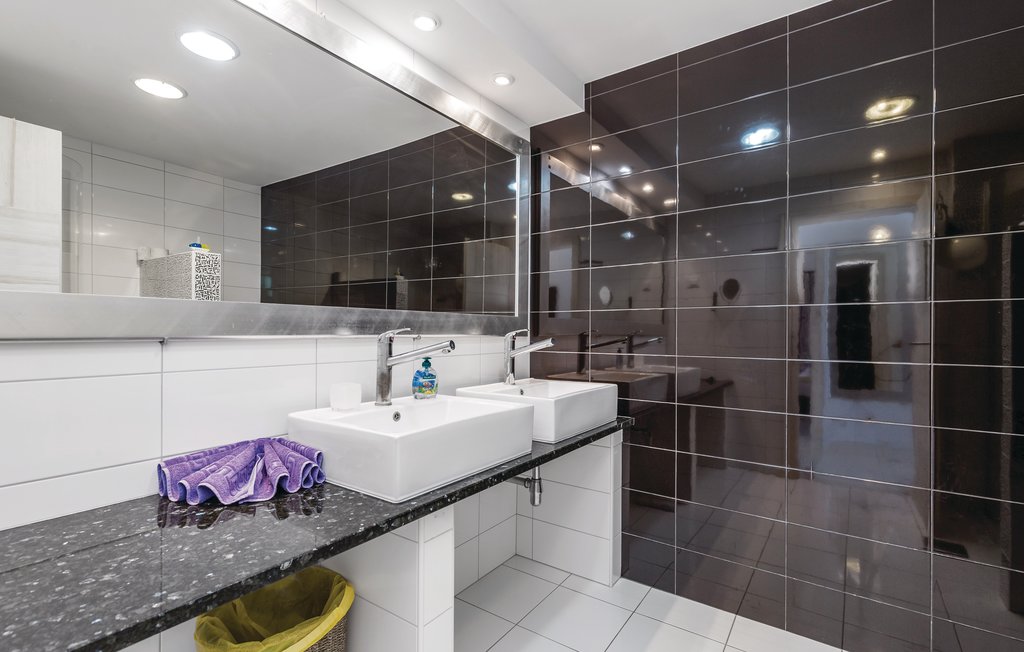 Ferienhaus - Rab-Kampor , Kroatien - CKR330 50