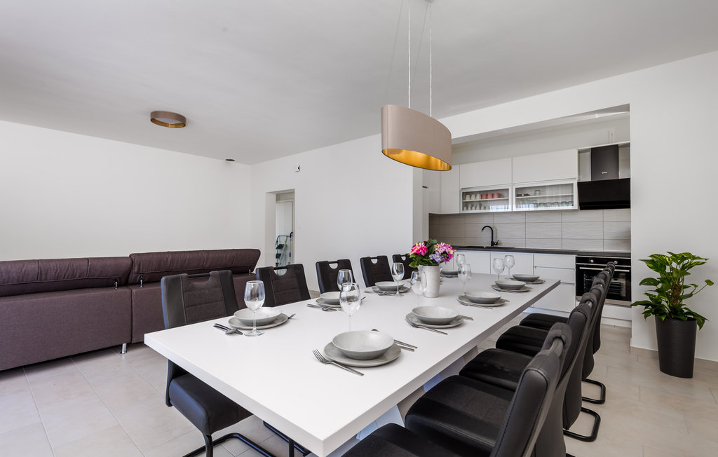 Ferienhaus - Rab-Mundanije , Kroatien - CKR606 4