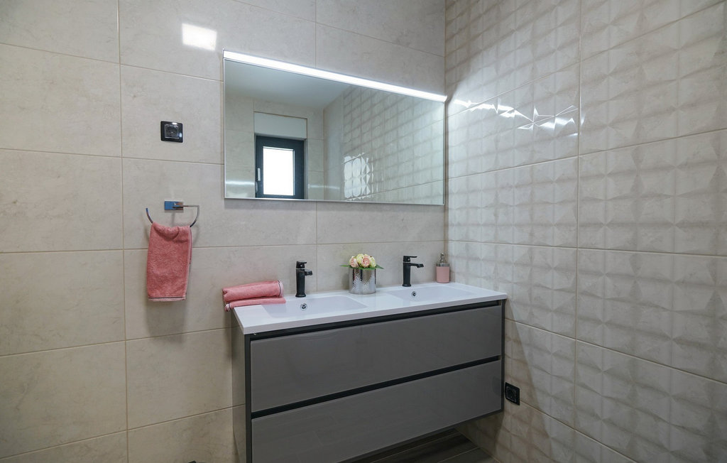 Semesterhus - Sibenik-Brodarica , Kroatien - CLD026 25