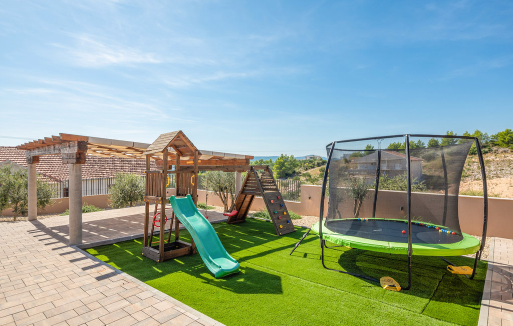 Semesterhus - Biograd-Sveti Filip i Jakov , Kroatien - CLD380 17