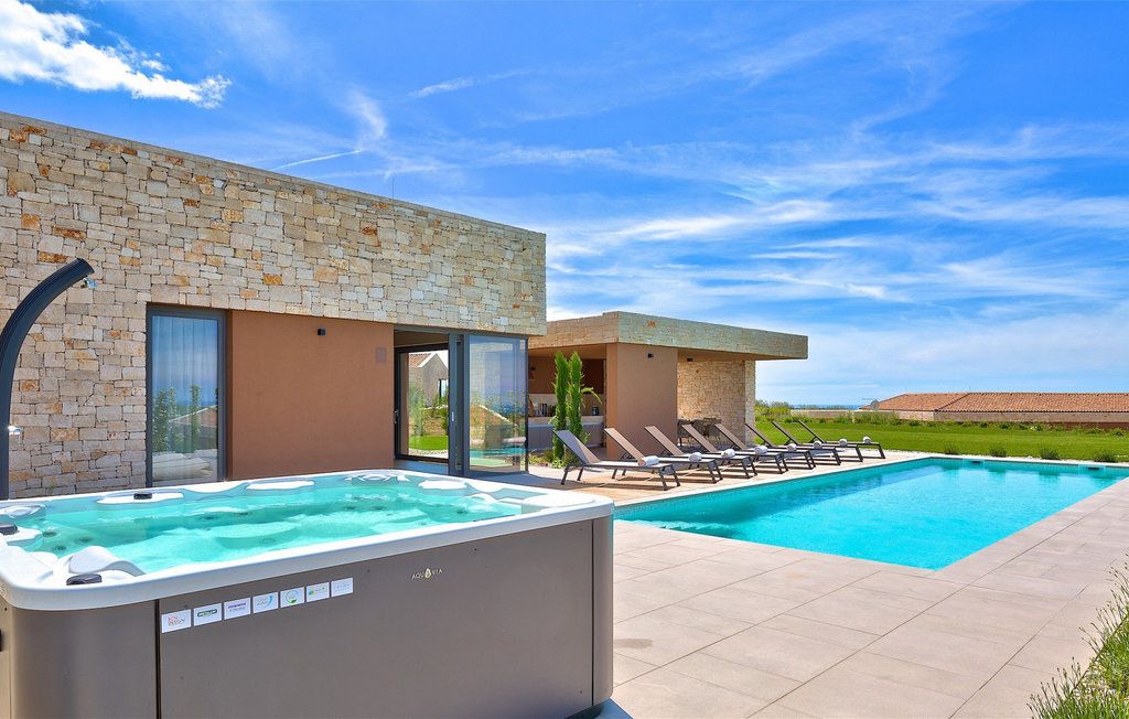 Ferienhaus - Buje-Brtonigla , Kroatien - CLI012 1