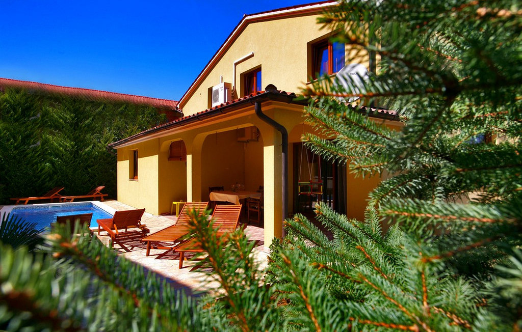 Feriehuse - Pula , Kroatien - CLI069 1