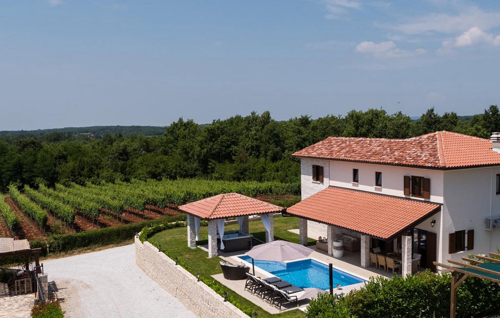 Feriehus - Visnjan , Kroatia - CLI073 12