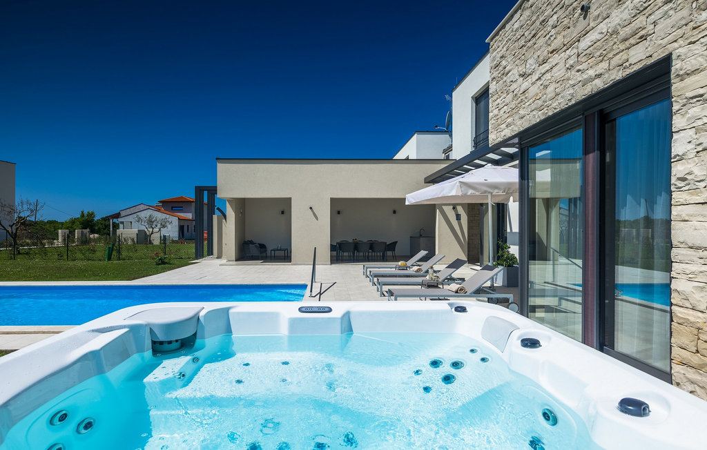 Ferienhaus - Buje-Brtonigla , Kroatien - CLI122 10