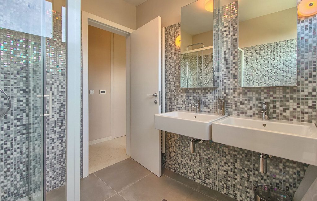 Semesterhus - Rovinj , Kroatien - CLI357 48