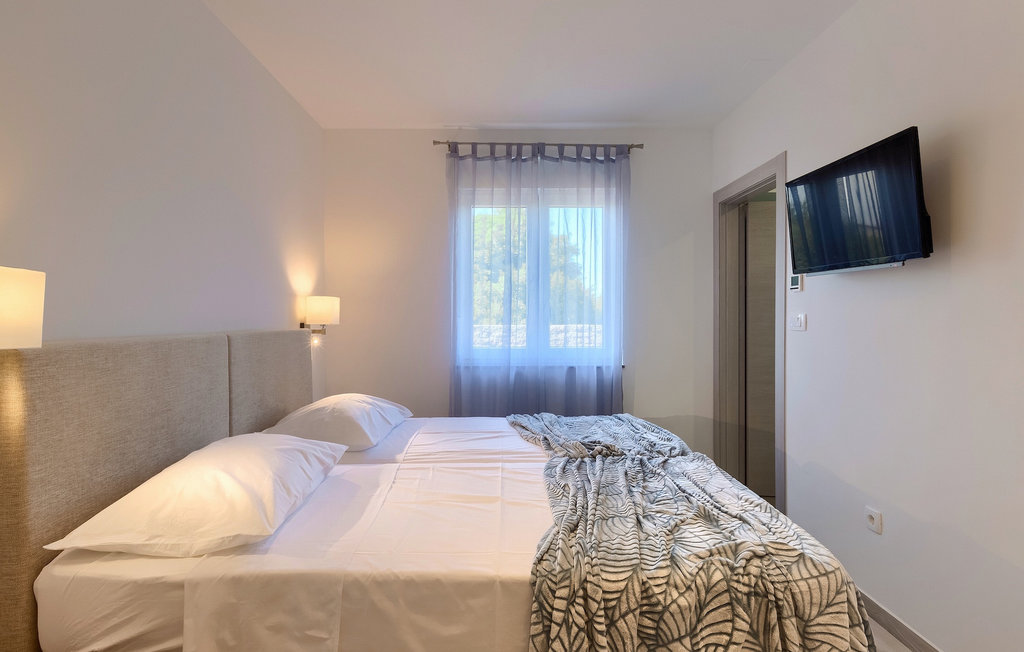 Feriehuse - Pula , Kroatien - CLI563 40