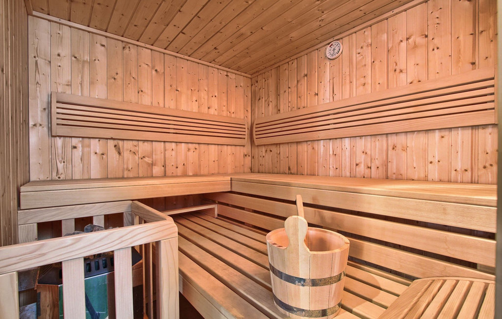 Feriehus - Pula , Kroatia - CLI269 54