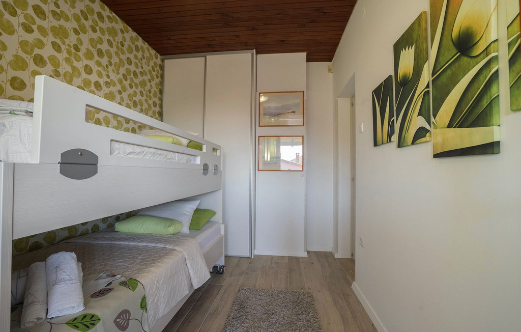 Feriehus - Pula , Kroatia - CLI269 43