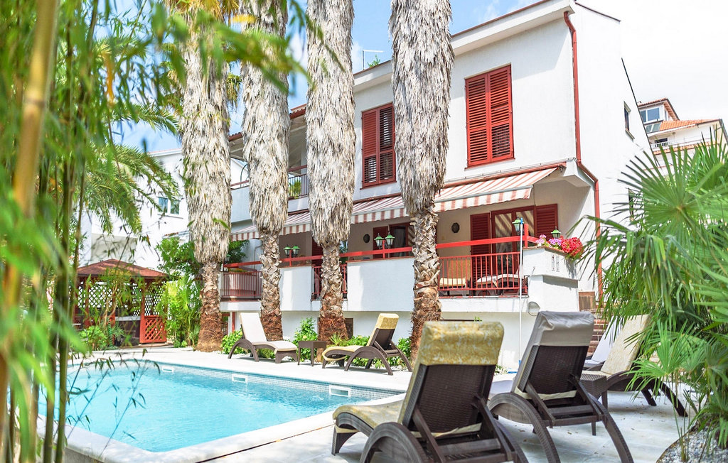 Feriehus - Pula , Kroatia - CLI269 3