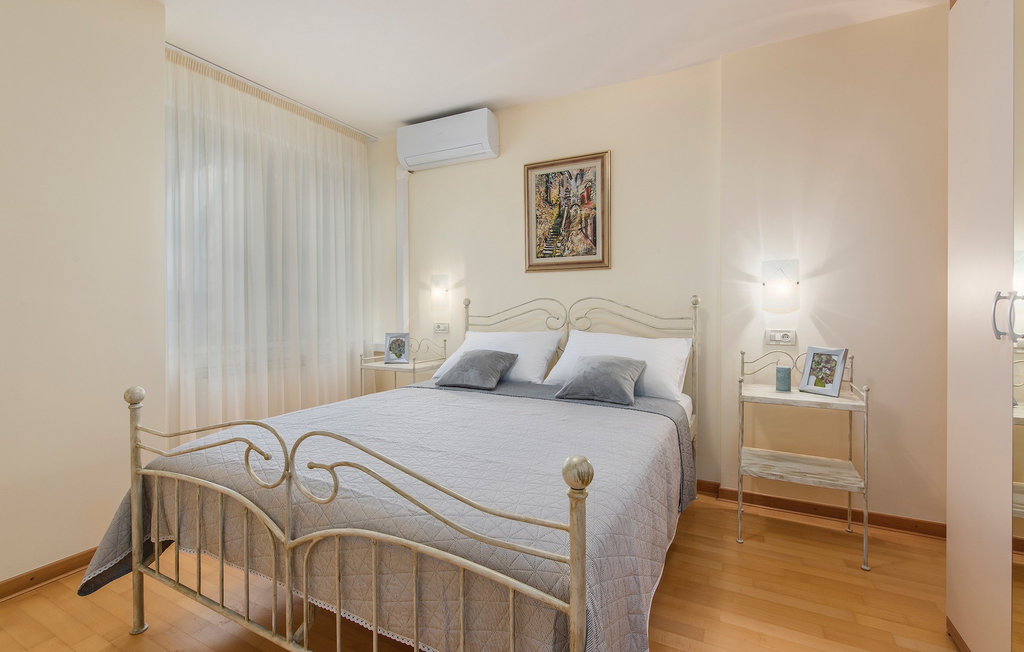 Feriehus - Porec , Kroatia - CLI769 35