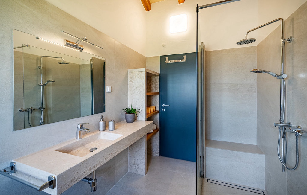 Semesterhus - Pazin , Kroatien - CLI869 54