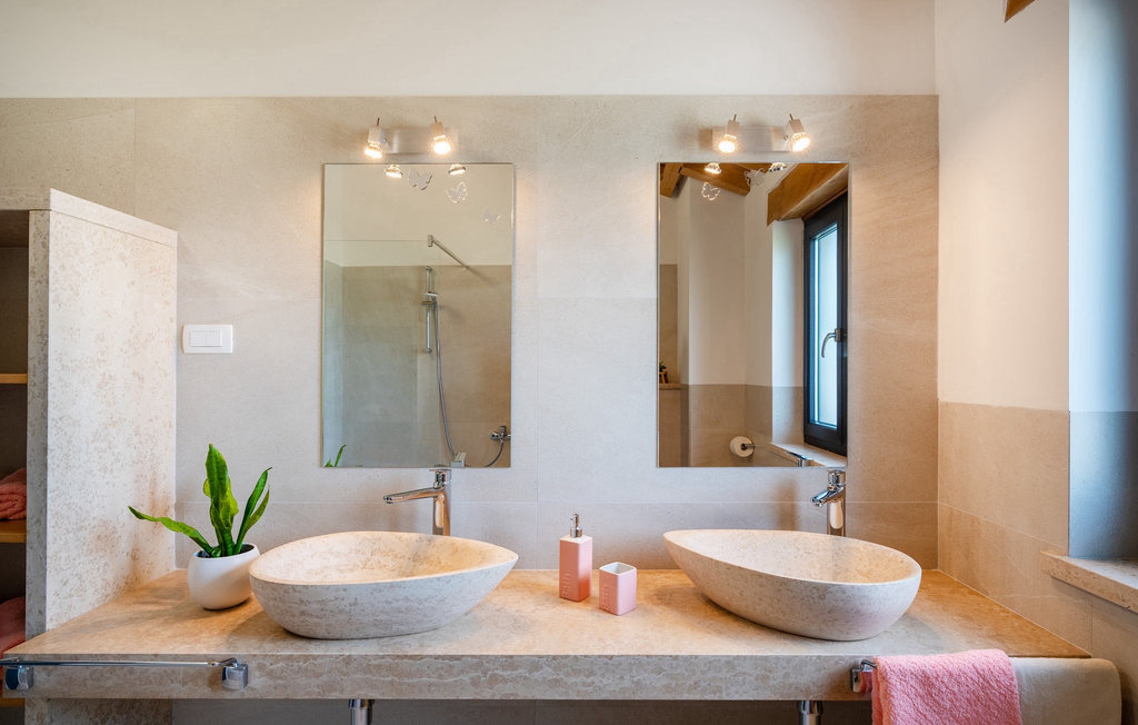 Semesterhus - Pazin , Kroatien - CLI869 59