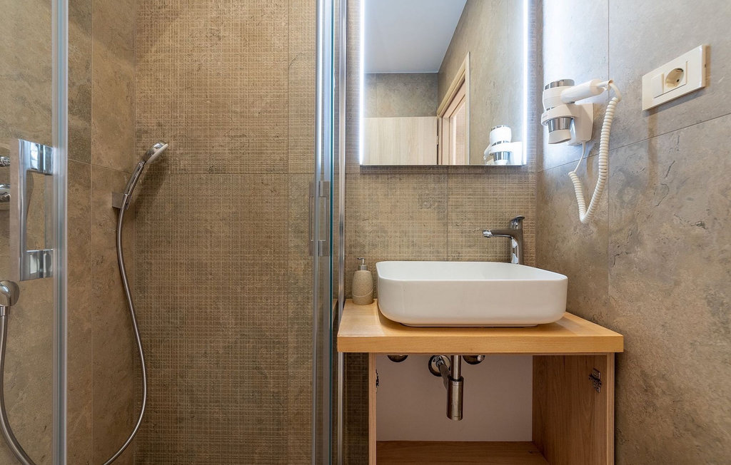 Feriehuse - Tinjan , Kroatien - CLI876 49