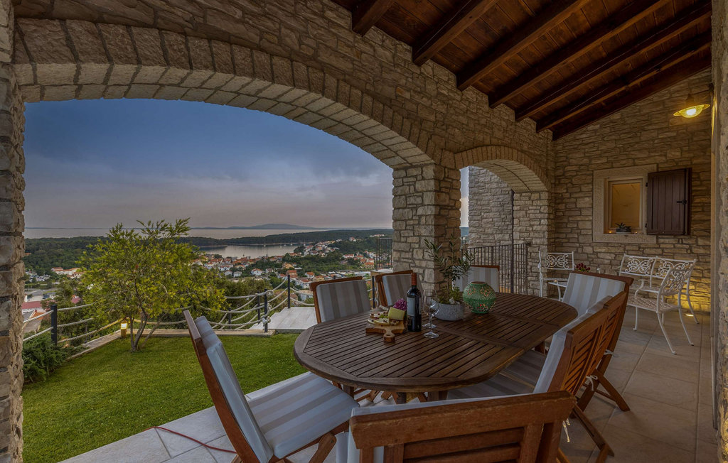 Feriehus - Rab , Kroatia - CLK009 18