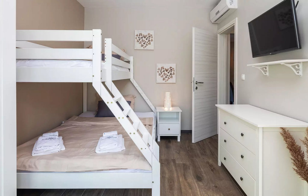 Feriehuse - Pag , Kroatien - CLK174 51