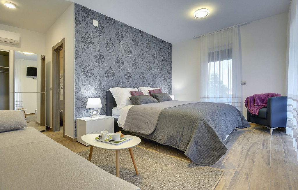 Feriehuse - Pula , Kroatien - CLS015 30