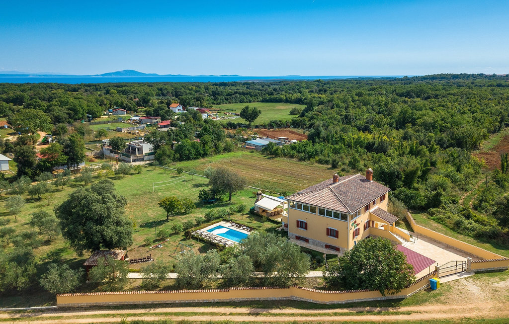 Feriehus - Pula , Kroatia - CLS548 12