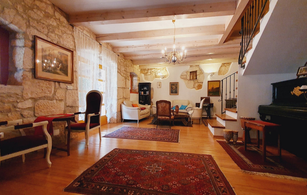 Kuća-za-odmor - Pula-Marcana , Hrvatska - CLS569 2