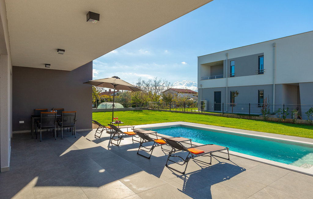 Semesterhus - Pula , Kroatien - CLS646 7